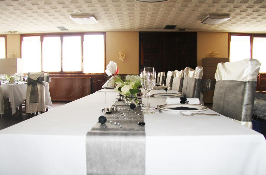 Hotel Urgain Oronoz-Mugaire المظهر الخارجي الصورة