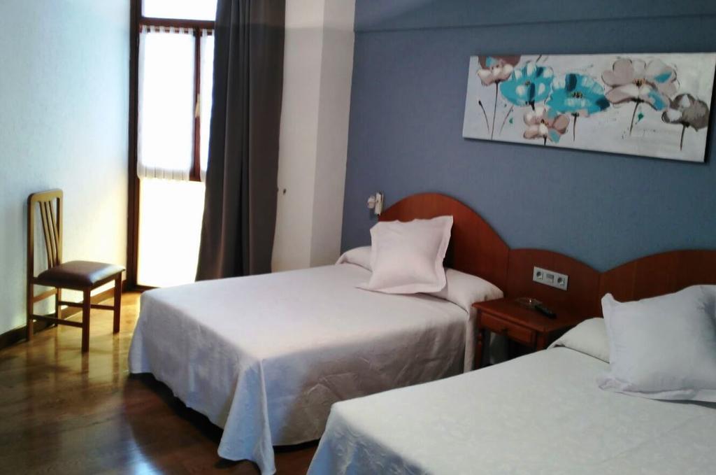Hotel Urgain Oronoz-Mugaire المظهر الخارجي الصورة